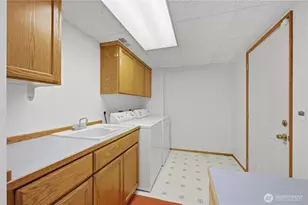 7328 19th Ave NE, Seattle, WA 98115 - Photo 30