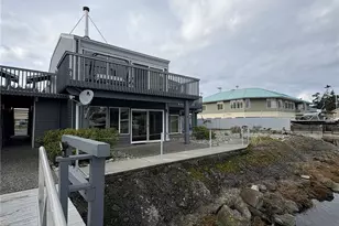 2001 Skyline Way, Anacortes, WA 98221 - Photo 4