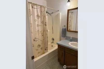 2001 Skyline Way #103, Anacortes, WA 98221 - Photo 16