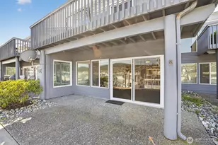 2001 Skyline Way, Anacortes, WA 98221 - Photo 24