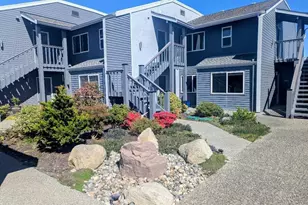 2001 Skyline Way, Anacortes, WA 98221 - Photo 6