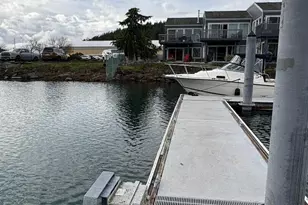 2001 Skyline Way, Anacortes, WA 98221 - Photo 22