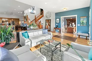 218 S 210th St, Des Moines, WA 98198 - Photo 6