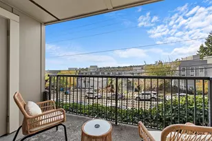 2253 Gilman Dr W, Seattle, WA 98119 - Photo 8