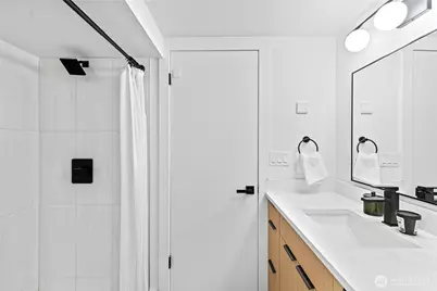 11721 24th Avenue NE, Seattle, WA 98125 - Photo 28