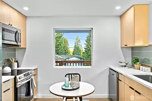 11721 24th Ave NE, Seattle, WA 98125 - Photo 12