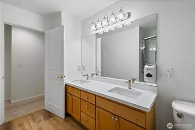 15733 NE 165th St, Woodinville, WA 98072 - Photo 32