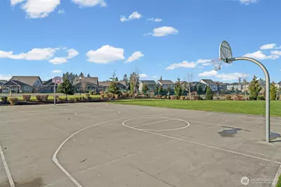 10586 189th Street E, Puyallup, WA 98374 - Photo 16