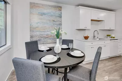 14132 74th Place NE #D-16, Kirkland, WA 98034 - Photo 2