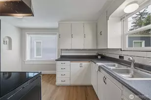 1221 S 12th St, Mount Vernon, WA 98274 - Photo 10