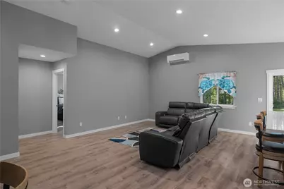 270 E Road Of Tralee, Shelton, WA 98584 - Photo 6