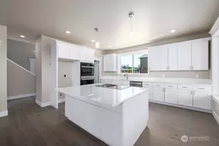 3706 W 3rd St, Anacortes, WA 98221 - Photo 16