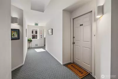 7207 210th Street SW #202, Edmonds, WA 98026 - Photo 4