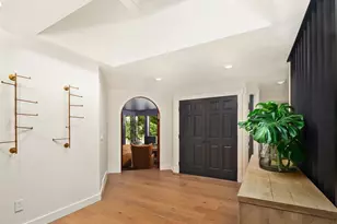 19303 Olympic View Dr, Edmonds, WA 98020 - Photo 16