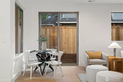 12915 NE 78th Place, Kirkland, WA 98033 - Photo 6