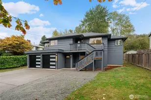 7004 16th Ave SW, Seattle, WA 98106 - Photo 2