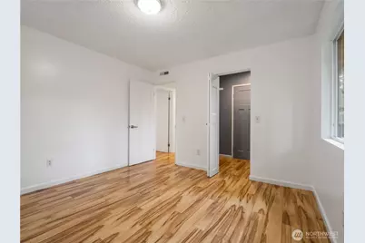 4101 S 298th Court, Auburn, WA 98001 - Photo 12