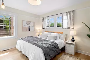 9701 Roosevelt Way NE, Seattle, WA 98115 - Photo 12