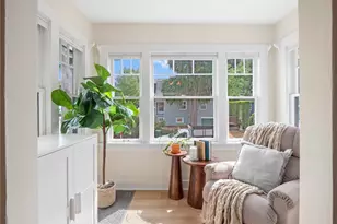 9701 Roosevelt Way NE, Seattle, WA 98115 - Photo 8