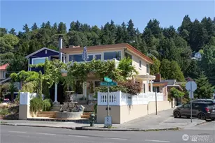 4030 Beach Dr SW, Seattle, WA 98116 - Photo 4