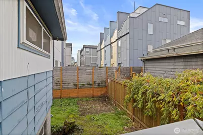 6666 Carleton Avenue S, Seattle, WA 98108 - Photo 22