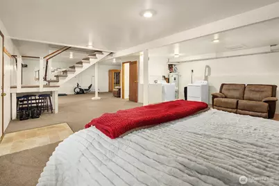 609 NW Broadway Street, Coupeville, WA 98239 - Photo 32