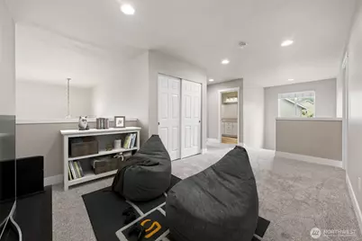 12221 184th Avenue E, Bonney Lake, WA 98391 - Photo 32