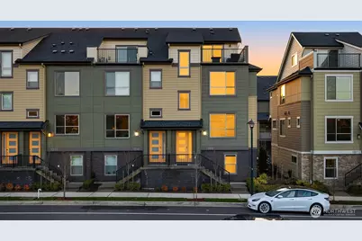 1363 8th Avenue NE #7.1, Issaquah, WA 98029 - Photo 1