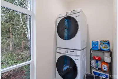 13710 Ash Way #B4, Everett, WA 98204 - Photo 24