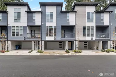 13710 Ash Way #B4, Everett, WA 98204 - Photo 4