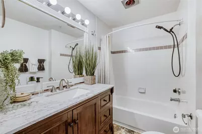 15805 Waynita Way NE #D107, Bothell, WA 98011 - Photo 10
