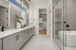 11909 90th Ave NE, Kirkland, WA 98034 - Photo 24