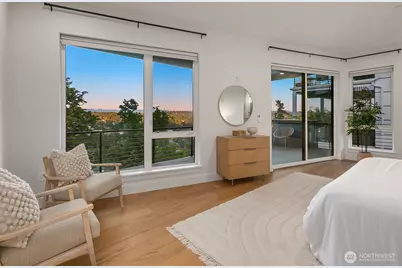 11909 90th Avenue NE, Kirkland, WA 98034 - Photo 22