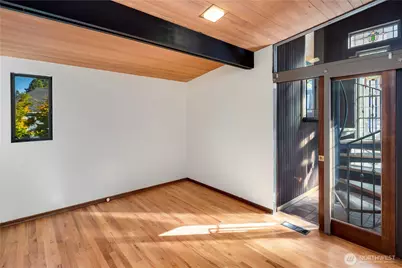 3653 W Commodore Way, Seattle, WA 98199 - Photo 22