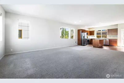 336 Chelan Avenue NE, Renton, WA 98059 - Photo 6