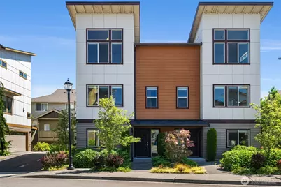 336 Chelan Avenue NE, Renton, WA 98059 - Photo 2