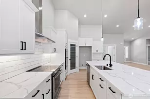 821 174th Ave NW, Lakebay, WA 98349 - Photo 10