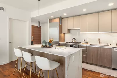 800 Columbia Street #2505, Seattle, WA 98104 - Photo 4