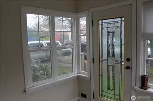 617 N Prospect St, Tacoma, WA 98406 - Photo 2