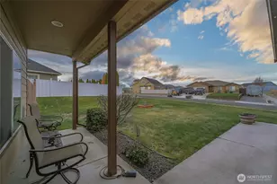 1427 W Century St, Moses Lake, WA 98837 - Photo 2