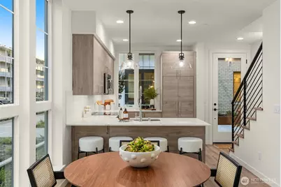 110 D 2nd Street S, Kirkland, WA 98033 - Photo 10