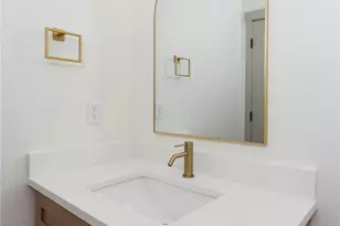 2333 W Castleman St, Longview, WA 98632 - Photo 26