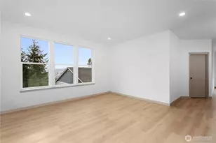 2333 W Castleman St, Longview, WA 98632 - Photo 4