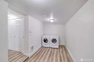 20402 114th St E, Bonney Lake, WA 98391 - Photo 8