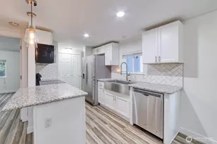 20402 114th St E, Bonney Lake, WA 98391 - Photo 6