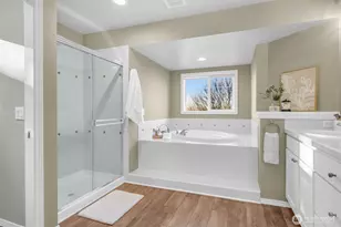 22525 SE 15th Pl, Sammamish, WA 98075 - Photo 24