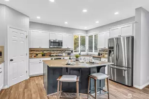 22525 SE 15th Pl, Sammamish, WA 98075 - Photo 14