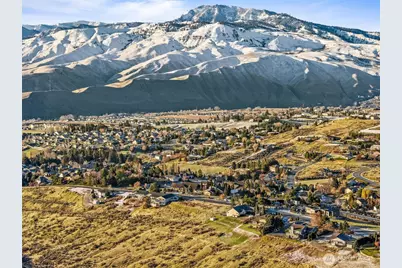 3979 Burch Mountain Road, Wenatchee, WA 98801 - Photo 12
