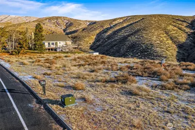3979 Burch Mountain Road, Wenatchee, WA 98801 - Photo 10