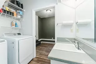 3710 Beazer Rd, Bellingham, WA 98226 - Photo 24